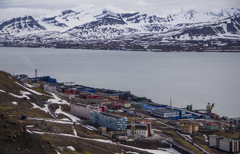 Сжатие пространства арктических городов: пугаться или работать?